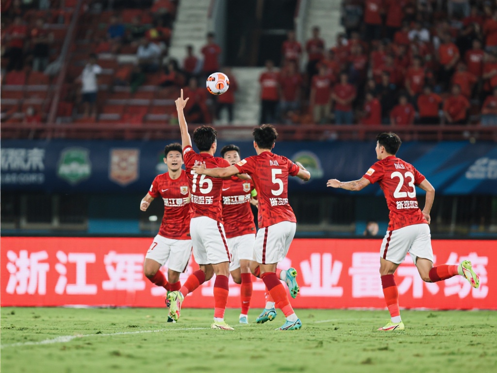 足球比赛的 足球比赛的